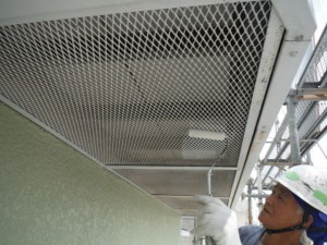 2015.07.16Ｉ様邸③エキスパンドメタル、下塗り施工中